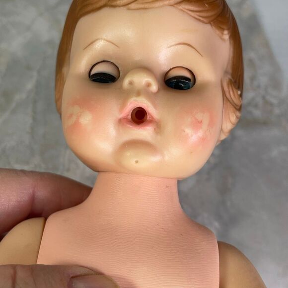 Vintage 1965 Uneeda Hard Body baby doll. - Picture 2 of 10